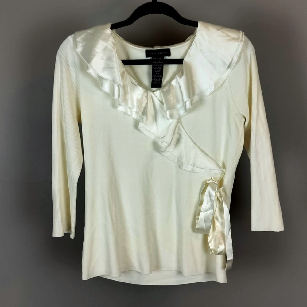 Cable & Gauge Satin Ruffle Wrap Top Medium Cream Ribbed Knit Viscose Blend